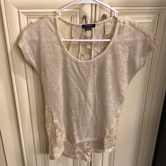 Phopsody Top with Floral Lace Detail - Picture 1 of 11